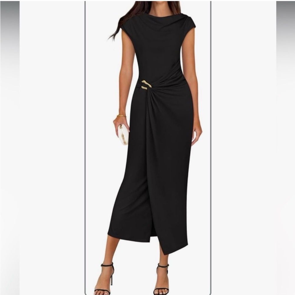 Elegant Black Maxi Dress